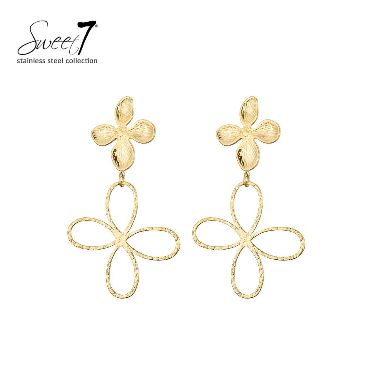 Oorbellen goudkleurig met dubbele bloemvorm