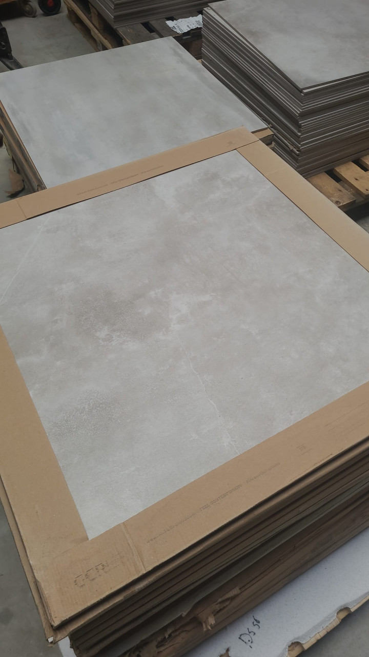 3030-188 Betonlook tegels wit/grijs/beige, 80x80 cm, van € 73,51/m² voor