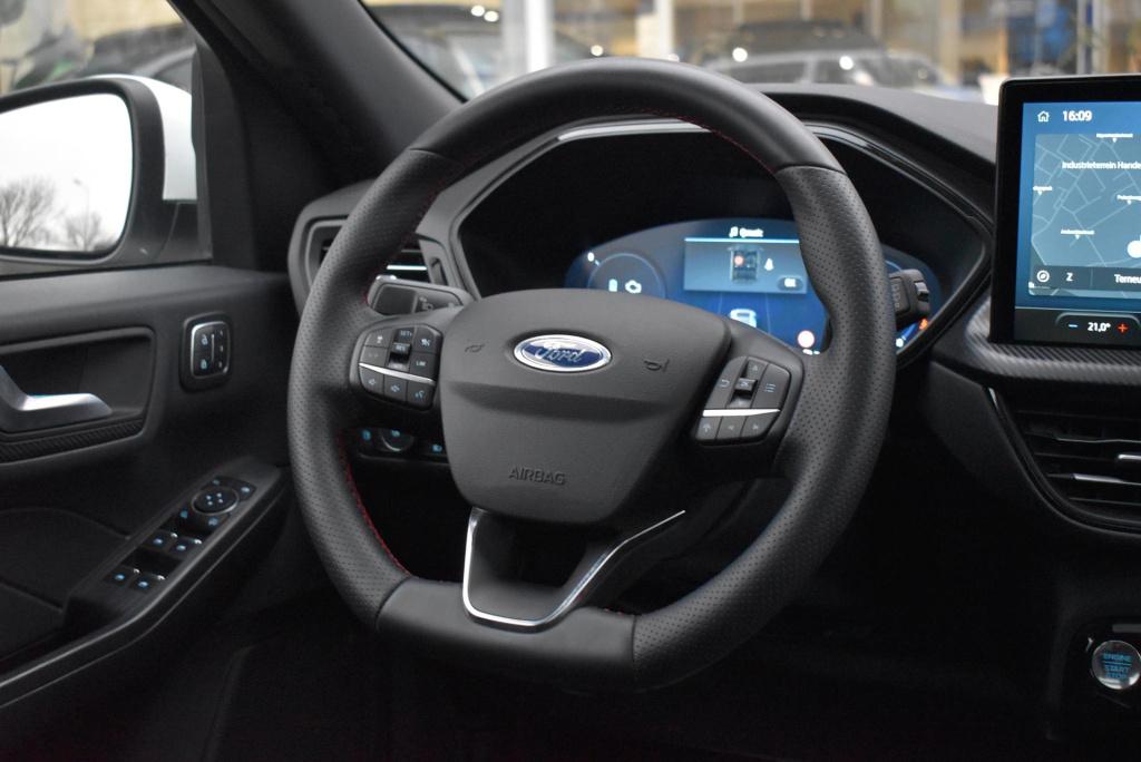 Ford Kuga 2.5 phev st-line x | panoramadak | climate control | adaptieve cr