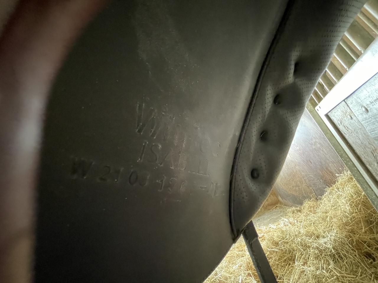 Dressuurzadel Wintec 17,5 inch