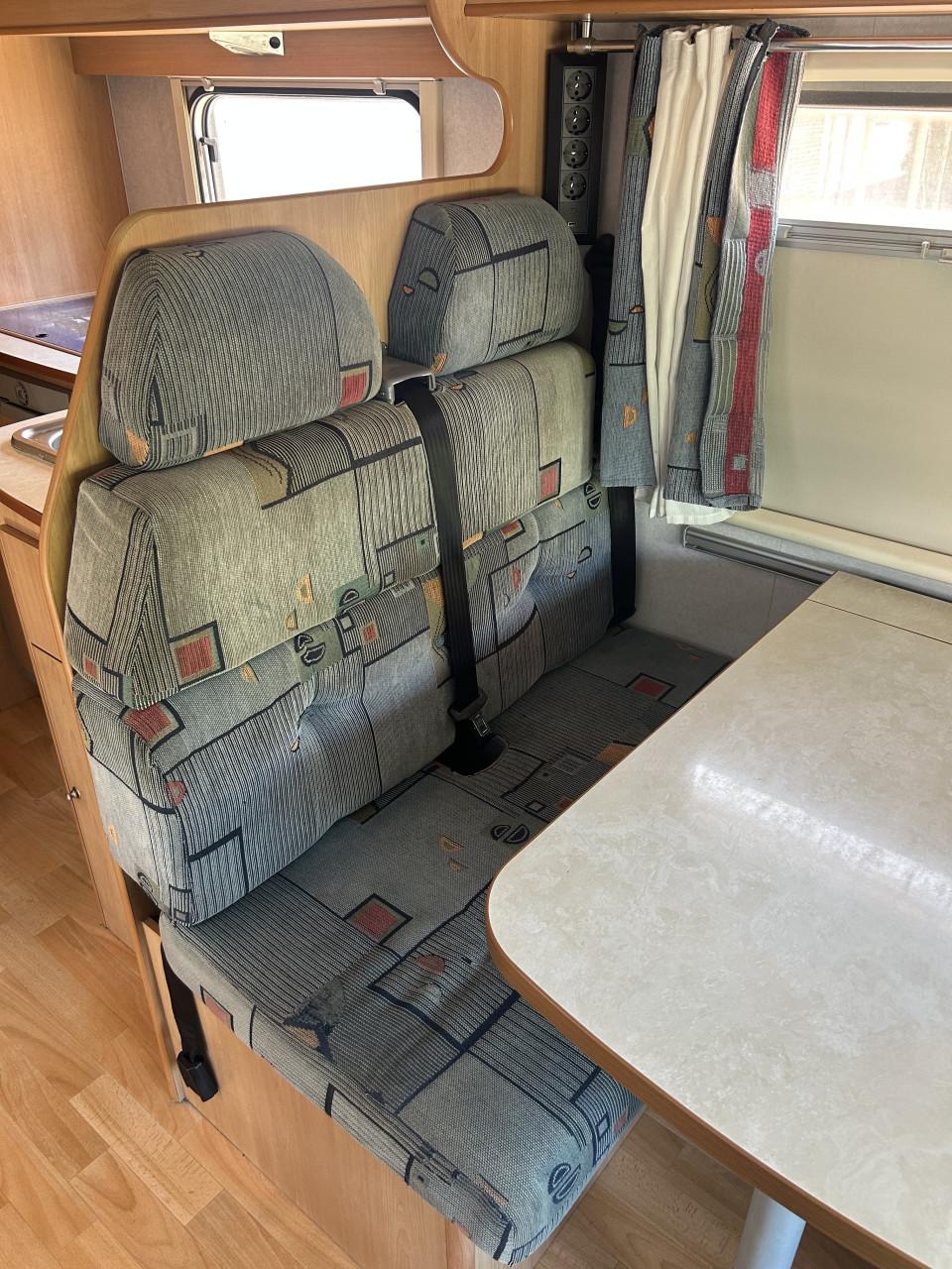 Camper fiat ducato elnagh 4 persoons met airco
