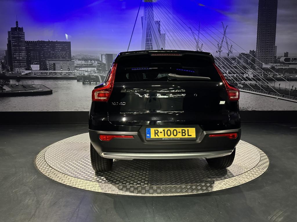 Volvo XC40 1.5 t4 recharge inscription expression *harmankardon*camera*