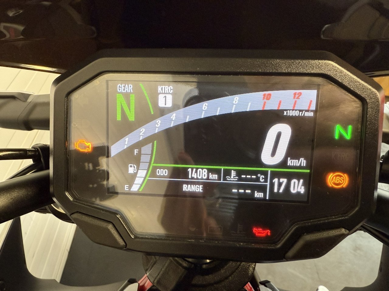 Jonge Kawasaki Z650 slechts 1400km bj 2023!