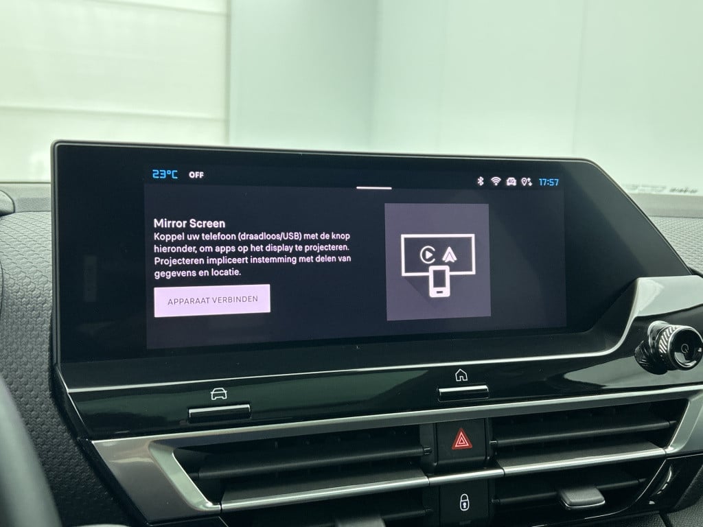 Citroen C4 1.2 puretech shine | rijklaar | panorama dak | head up display |