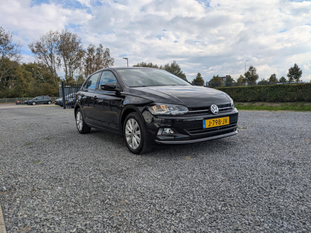 Volkswagen Polo 1.0 tsi highline | adaptieve cruise control | carplay | nav