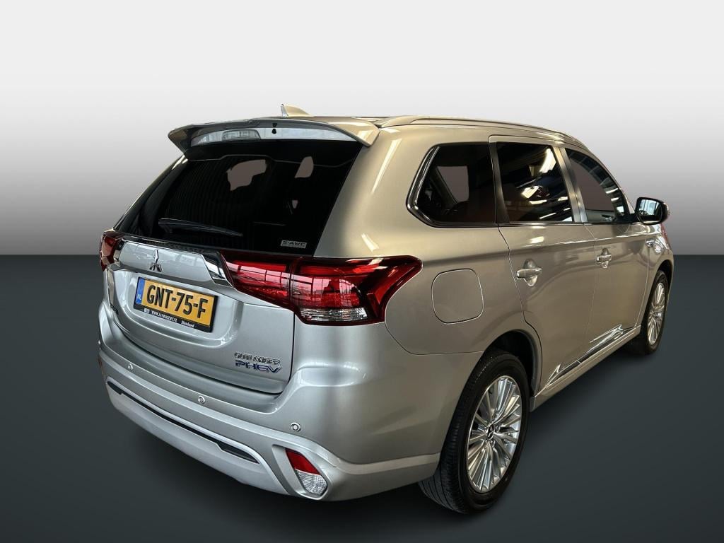 Mitsubishi Outlander 2.4 phev intense