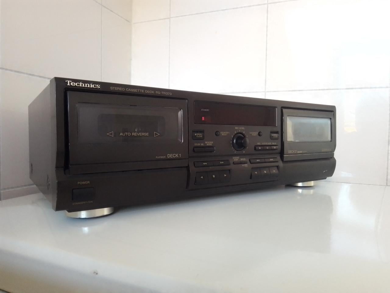 Technics RS-TR-373 dubbel cassettedeck.