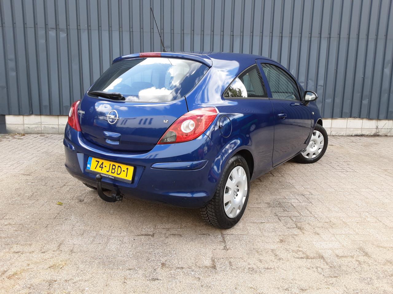 Opel Corsa 1.2-16V Enjoy 1e eigenaar