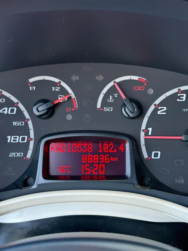 Ford KA 1.2 titanium - airco - 1e eigenaar