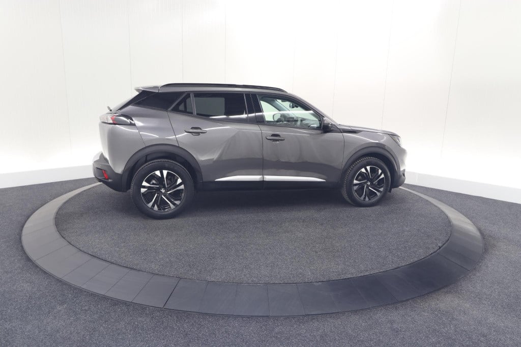 Peugeot 2008 puretech 102 allure pack | camera | apple carplay | parkeersen