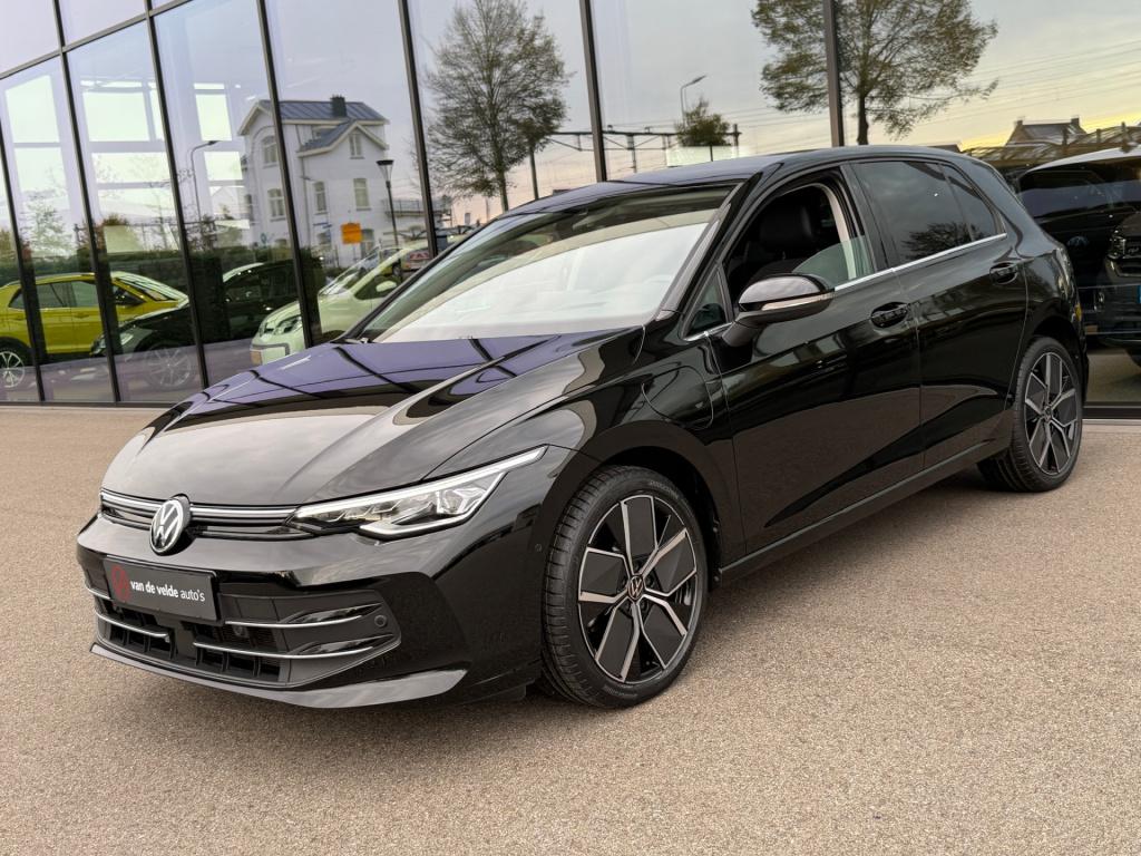 Volkswagen Golf 1.5 ehybrid style | trekhaak | camera | iq light | head up 