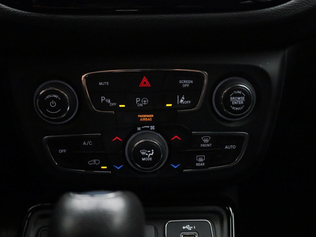 Jeep Compass 1.3t limited | automaat | navigatie | apple carplay / android 