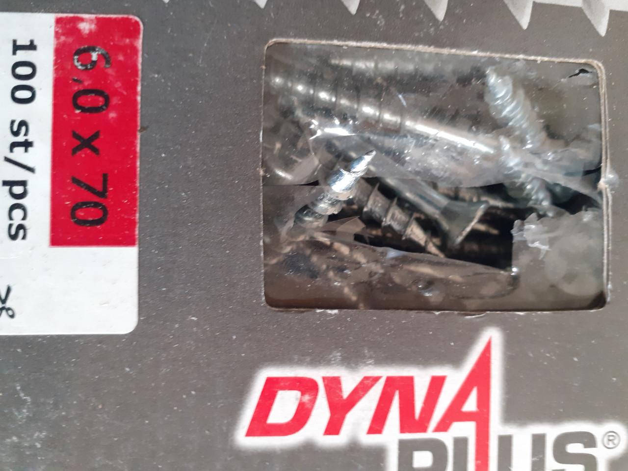 Dikke kruiskopschroeven 5 euro per doos