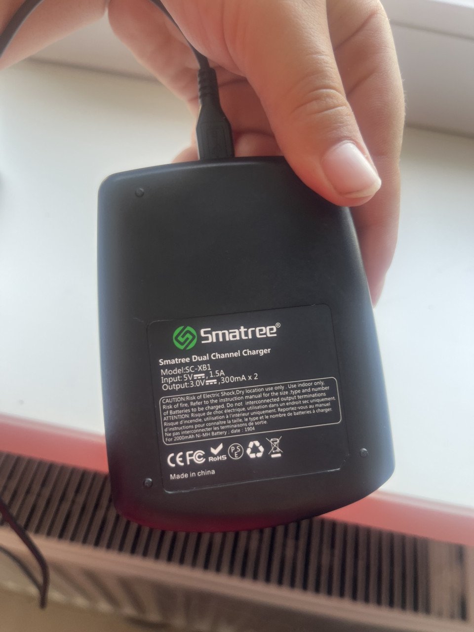 Smatree dual channel charger