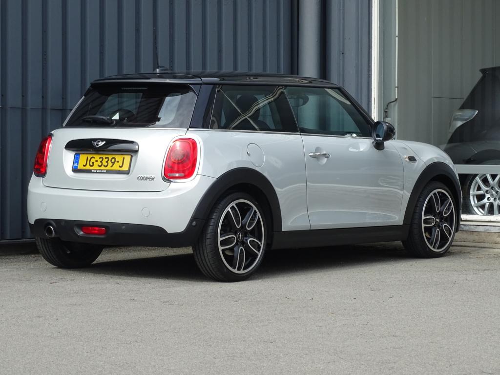 Mini Cooper mini 1.5 business automaat | led