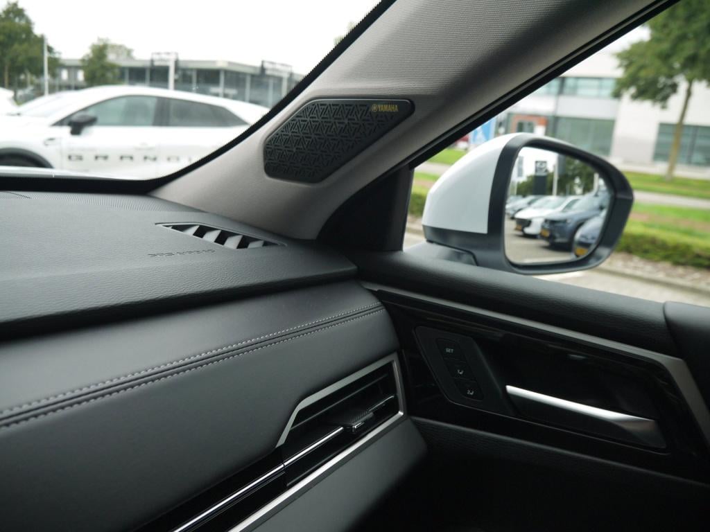 Mitsubishi Outlander 2.4 phev instyle 306pk s-awc|rijklaar