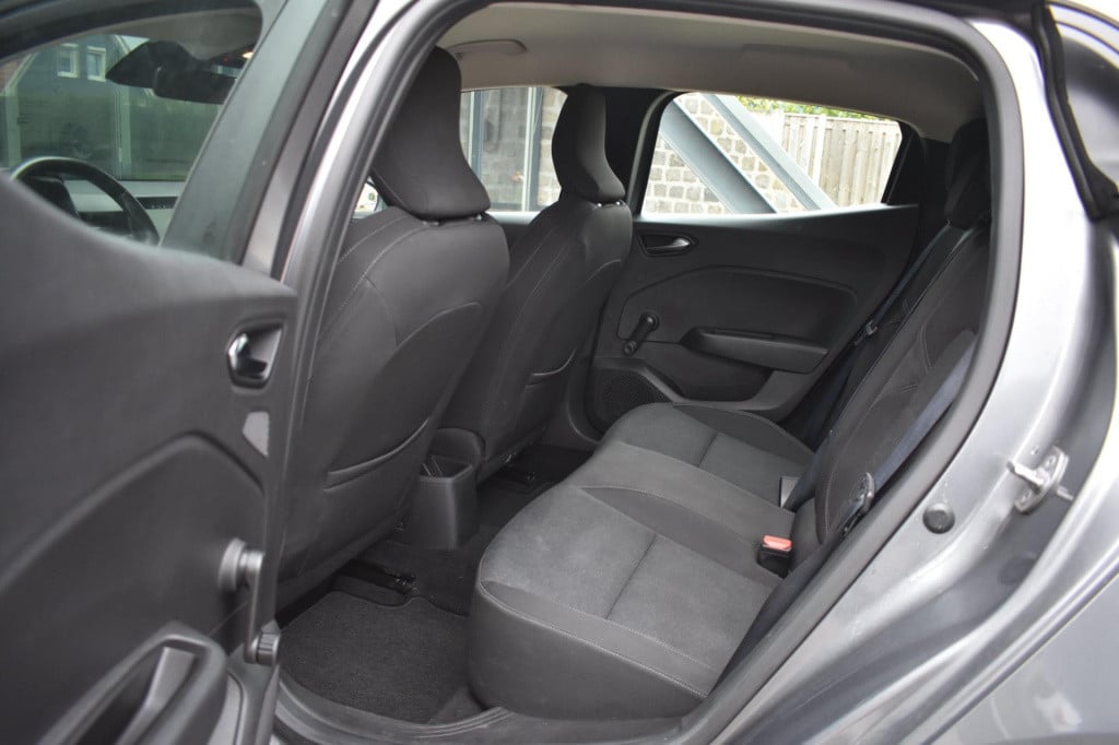 Renault Clio 1.0 tce 90 parkeersensoren | apple carplay | android auto | na