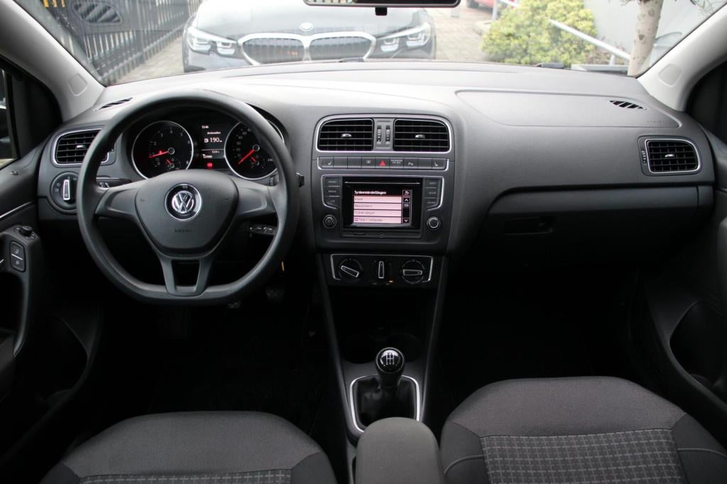Volkswagen Polo 1.0 mpi comfortline - 5drs - stoel verwarming - pdc rondom 