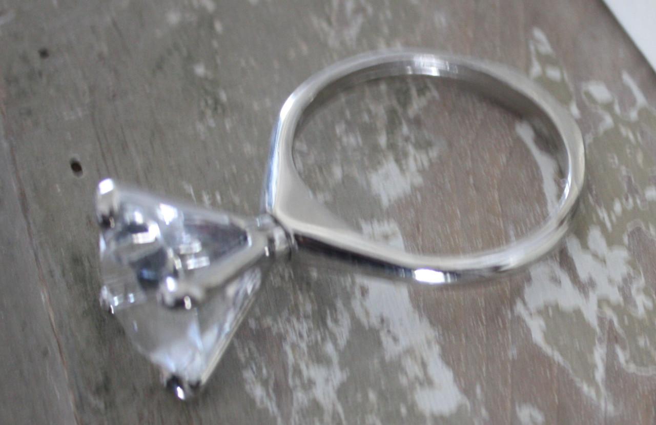 Set van 12 diamantringen servetringen