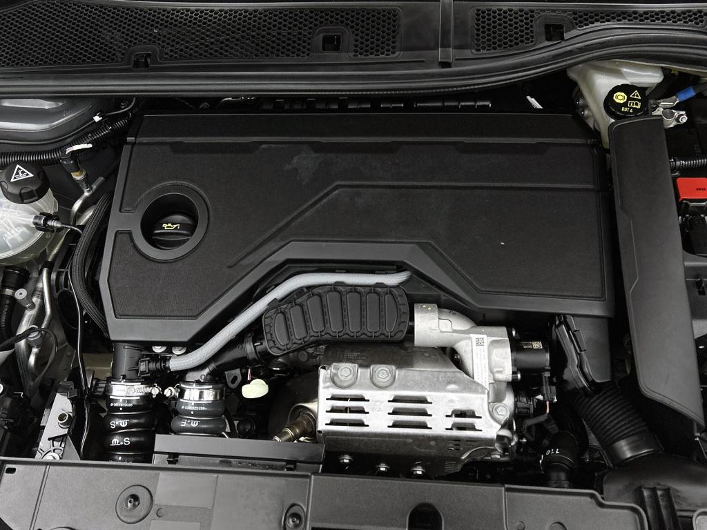 Peugeot 208 hybrid 110 pk automaat allure | rijklaar | 360 camera | navigat