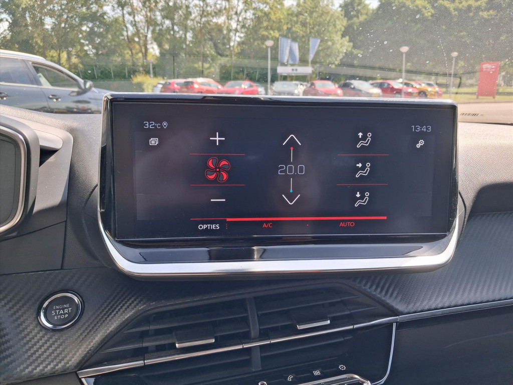 Peugeot 2008 1.2 puretech 130pk allure navigatie | apple carplay & android 