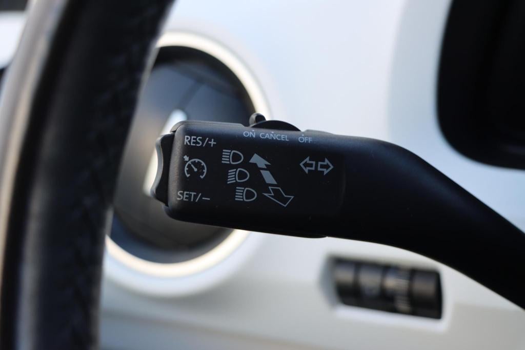 Volkswagen UP! 1.0 tsi bmt up! beats 90pk