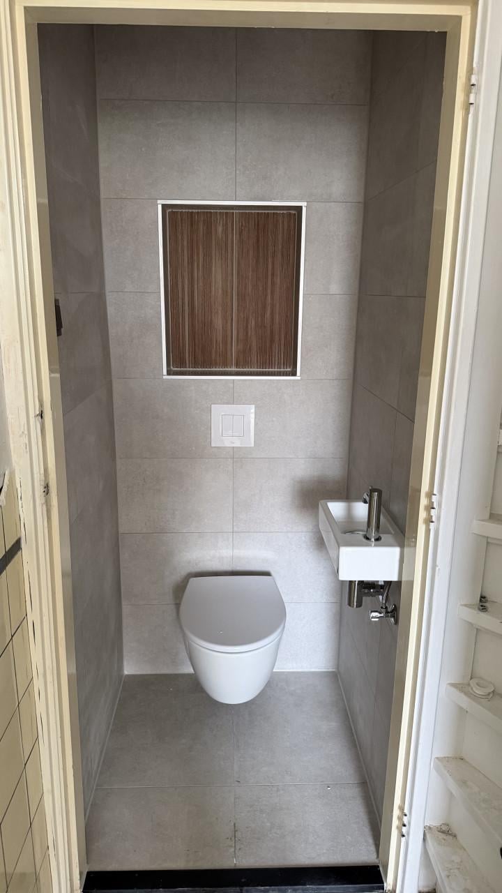 Badkamer renovatie en toilet renovatie