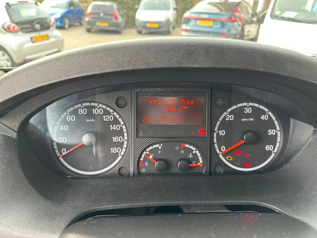 Knaus Onbekend r16 jaar apk, beurt, 3 maanden garantie, carplay set