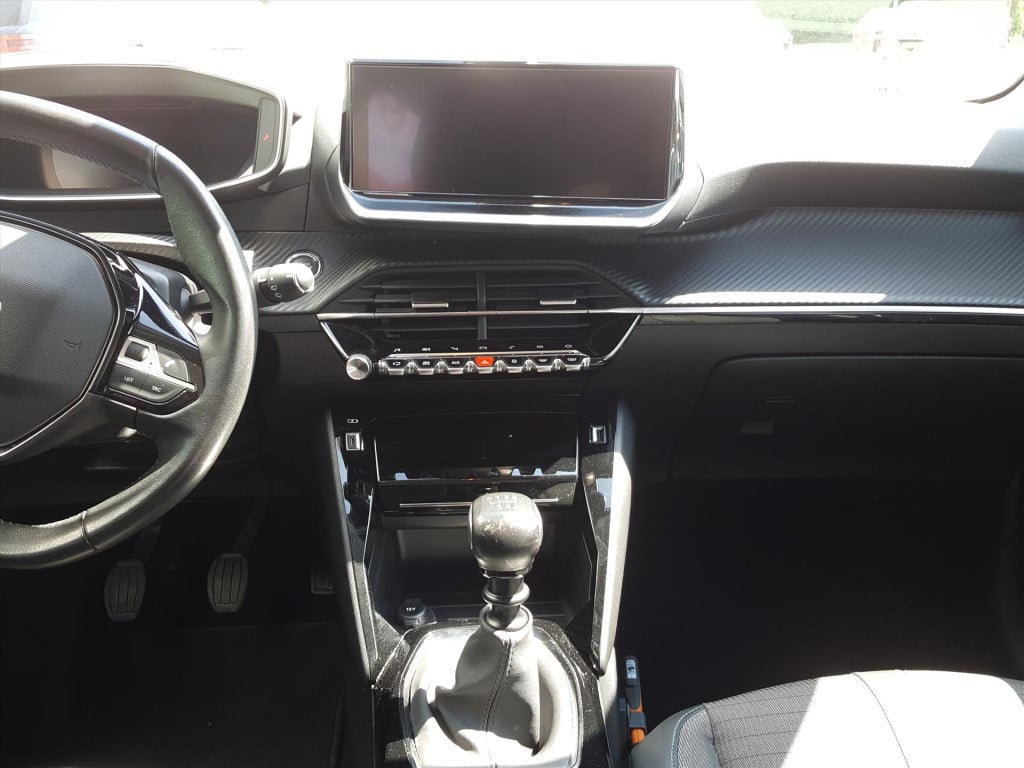 Peugeot 208 allure 1.2 puretech 100pk | 3d-navigatietomtom&bluetooth&dab+ |