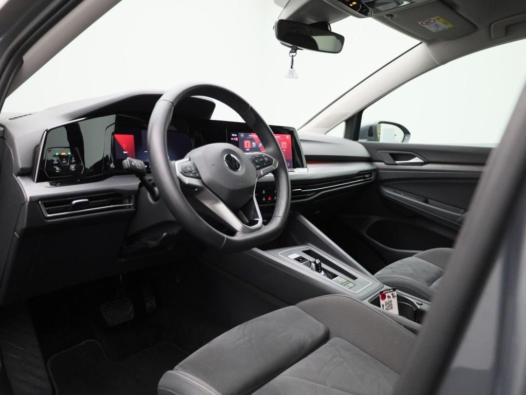 Volkswagen Golf 1.4 ehybrid style | lmv | automaat | navigatie | parkeer se