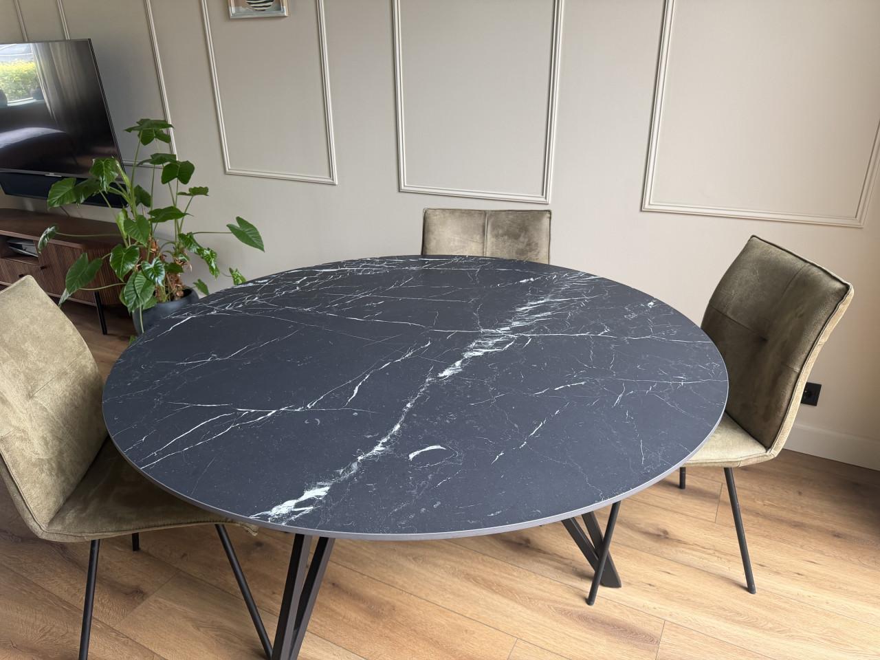 Prachtige Table du Sud ronde eettafel