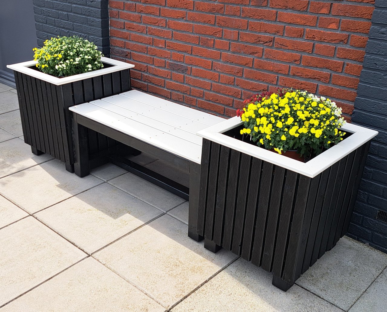 Mooie, stevige tuinbank incl. 2 plantenbakken - strak design