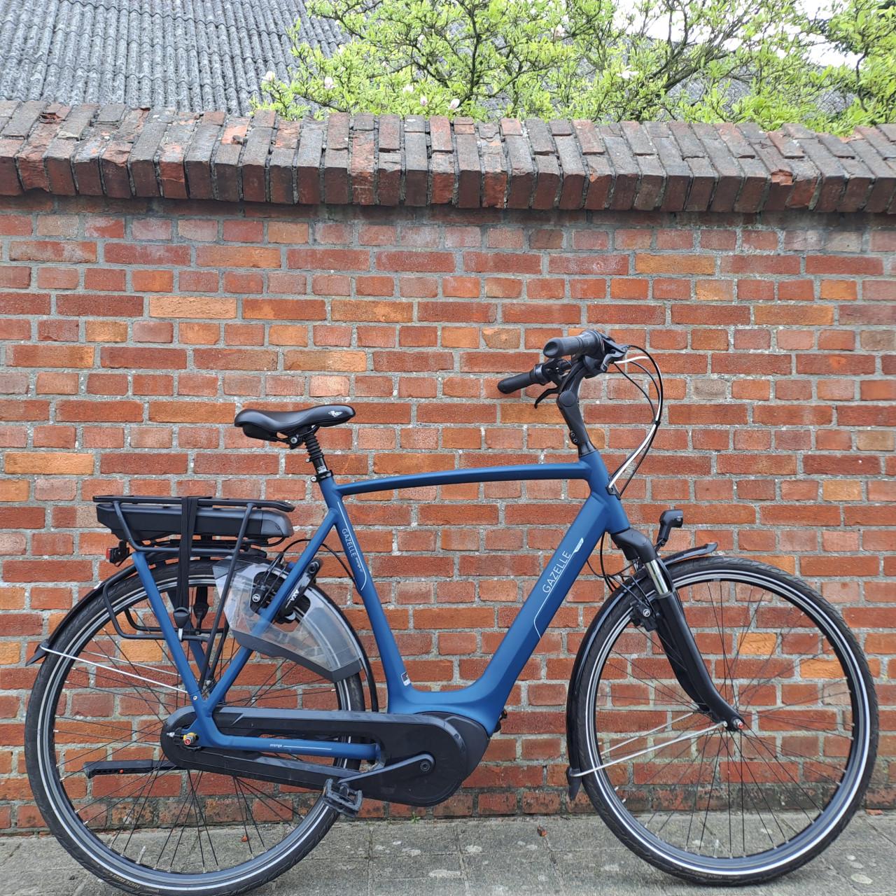 Gazelle Orange C7 HMB (H65).