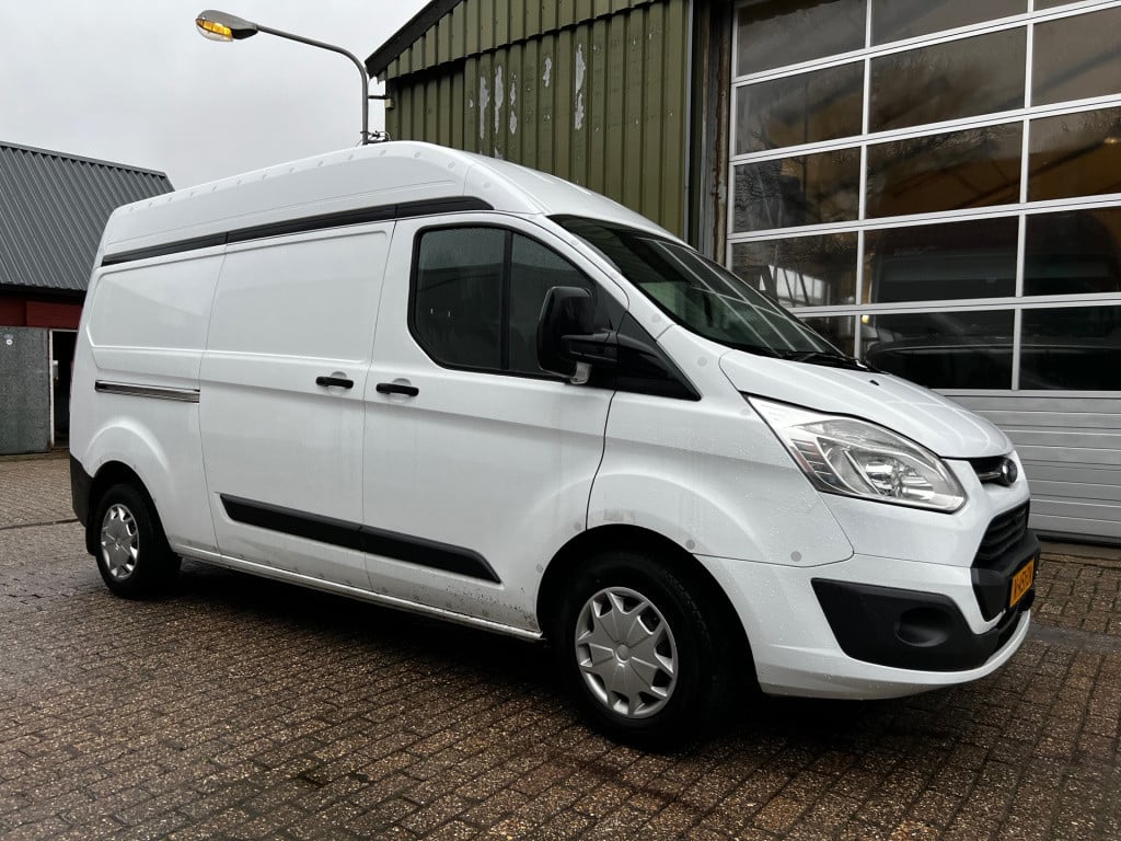 Ford Transit Custom 310 2.0 tdci l2h2 // sortimo // new motor // 3x op voor