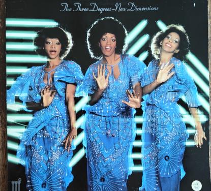 Te Koop LP The Three Degrees – New Dimensions