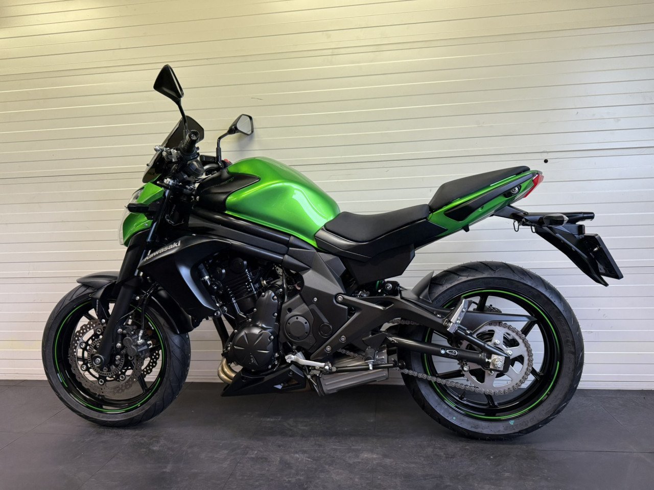 Gave Kawasaki ER6N ABS slecht 6900km! Bj 2017!