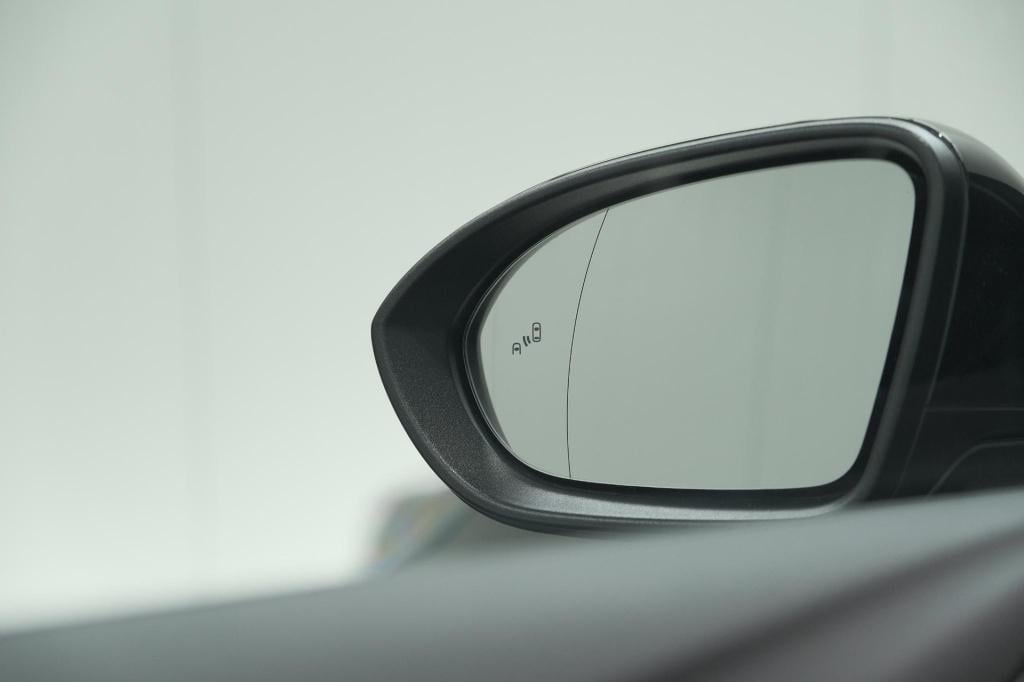 Opel Astra 1.2 business edition | camera | dodehoekdetectie | allseason ban