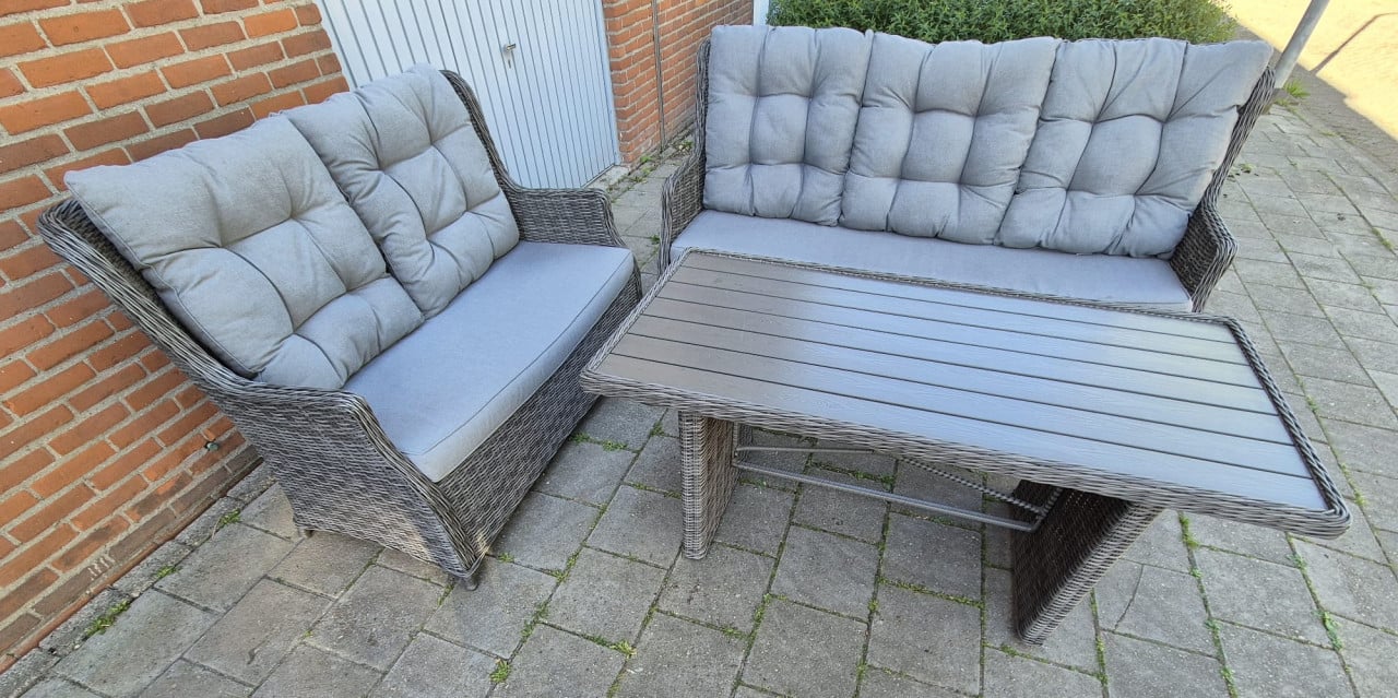 Dinner/Loungeset (Bezorging mogelijk)