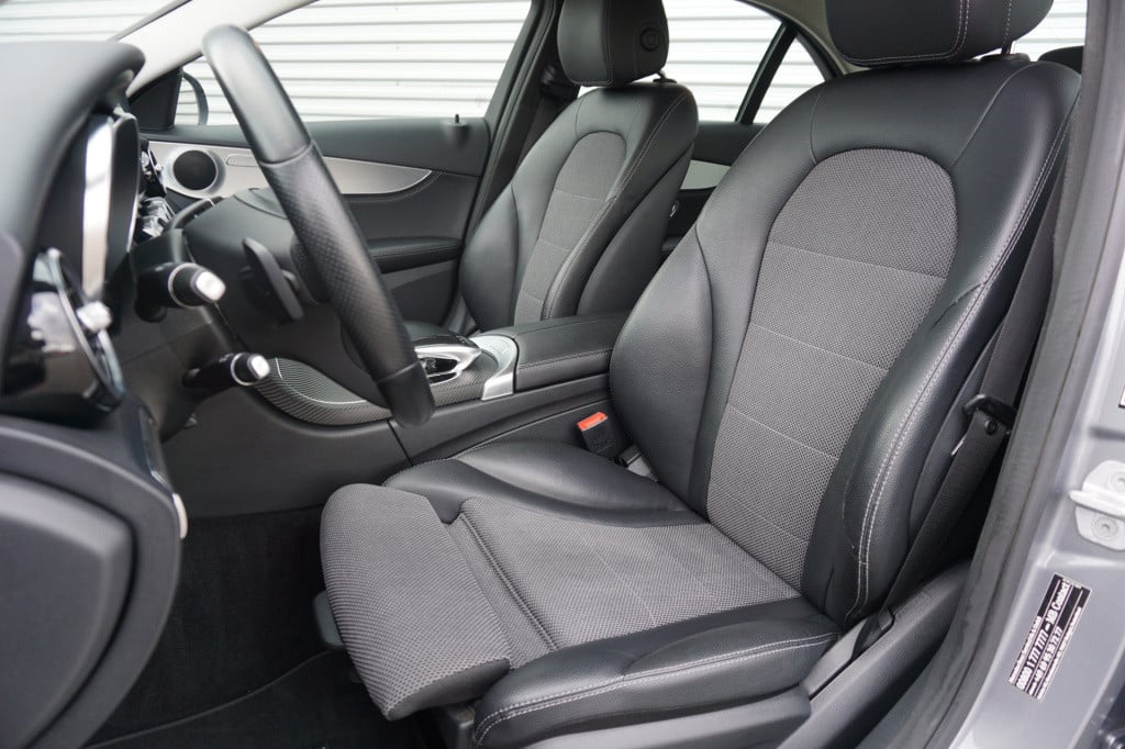 Mercedes-Benz C-Klasse 180 prestige climate / navi / cruise / stoelverw. / 