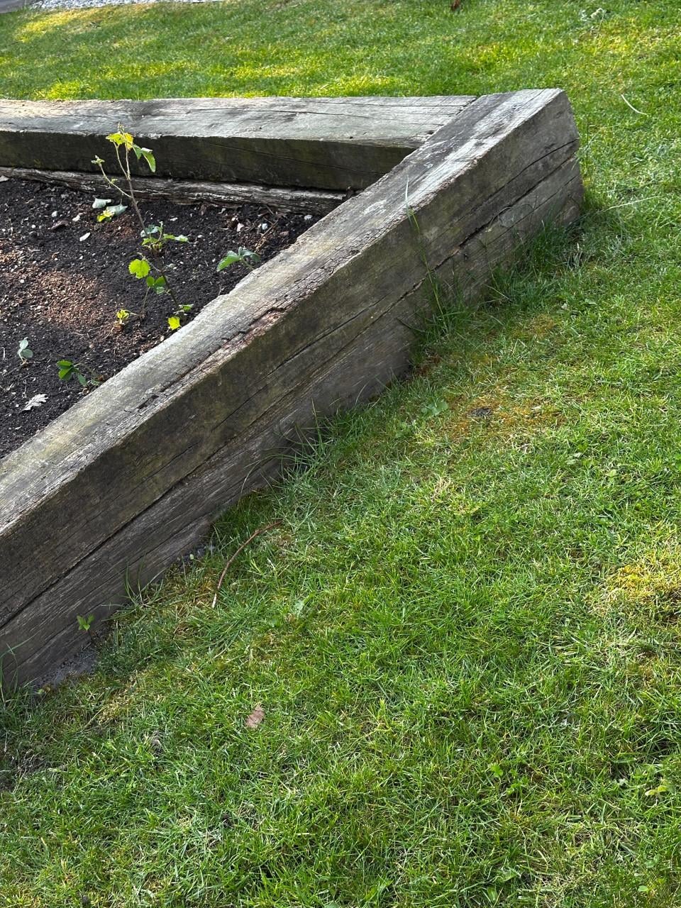 GRATIS - Houten bielzen, gebruikt, goede staat, 2-2.5m breed