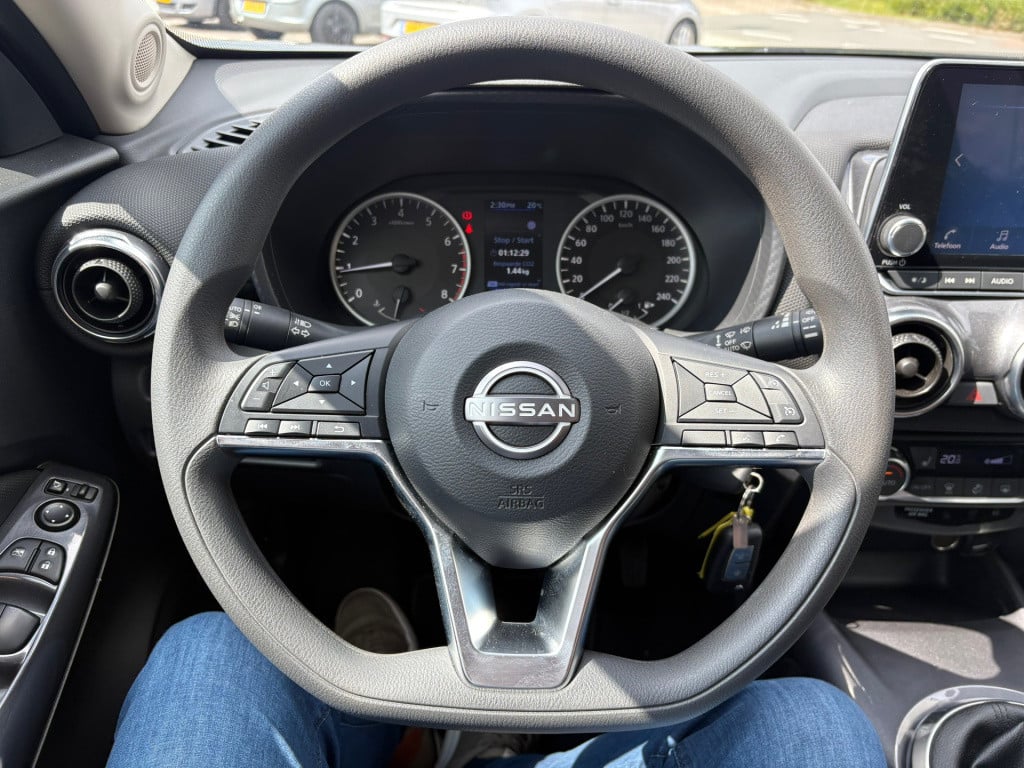 Nissan Juke 1.0 dig-t business access
