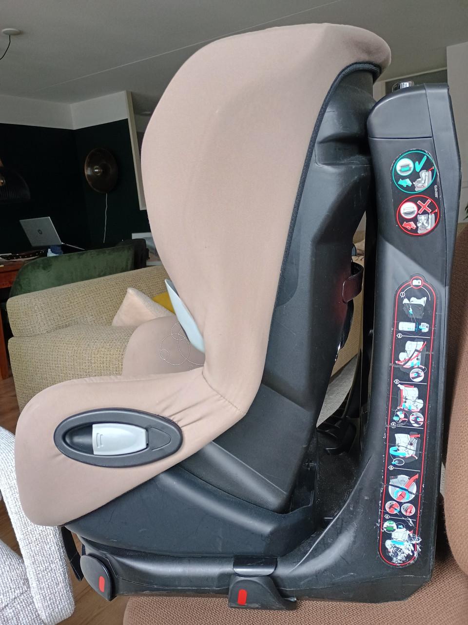 Maxi Cosi Axiss
