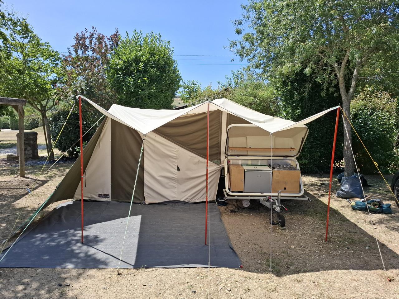 Holtkamper Cocoon M - vouwwagen - nieuwe banden!