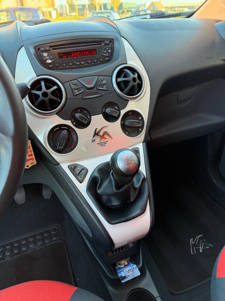 Ford KA 1.2 - titanium - airco
