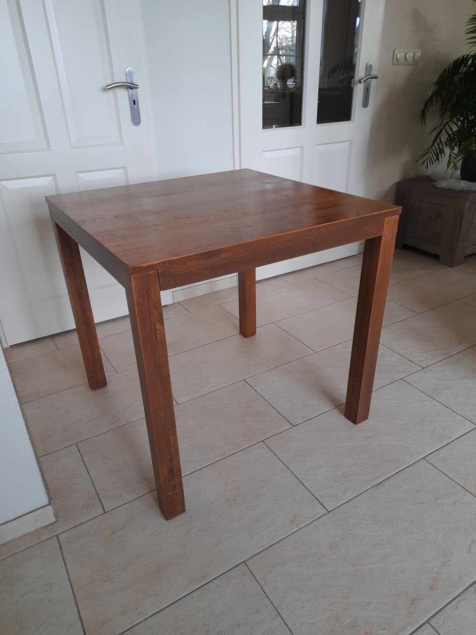 Massief houten tafel 80 x 80 x 76,5H (in goede  staat )  Eiken hout