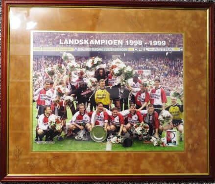 Feyenoord gesingneerde ingelijste kampioensfoto seizoen 1998-1999