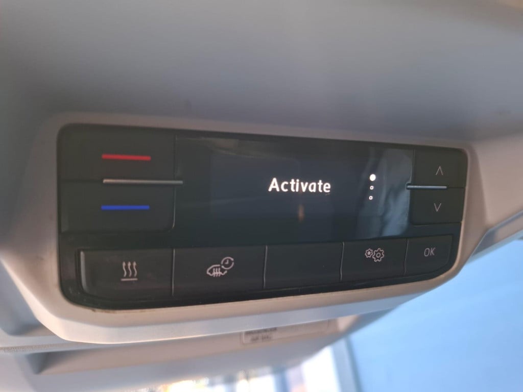 Volkswagen Crafter 35 2.0 tdi l3h3 highline airco / cruise controle / navi 