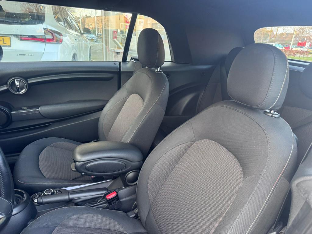 Mini Cooper Cabrio mini 1.5 classic