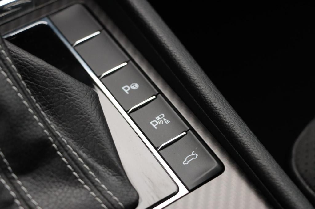 Skoda Superb combi 1.4 tsi iv sportline 218pk dsg6 | black style | memory s