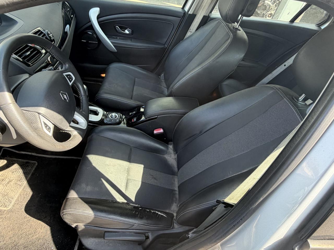 Renault Megane Estate 2.0 Bose AUTOMAAT NAP ! ! !